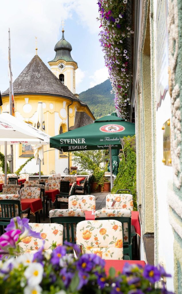 Zur Post Terrasse mit Biergarten